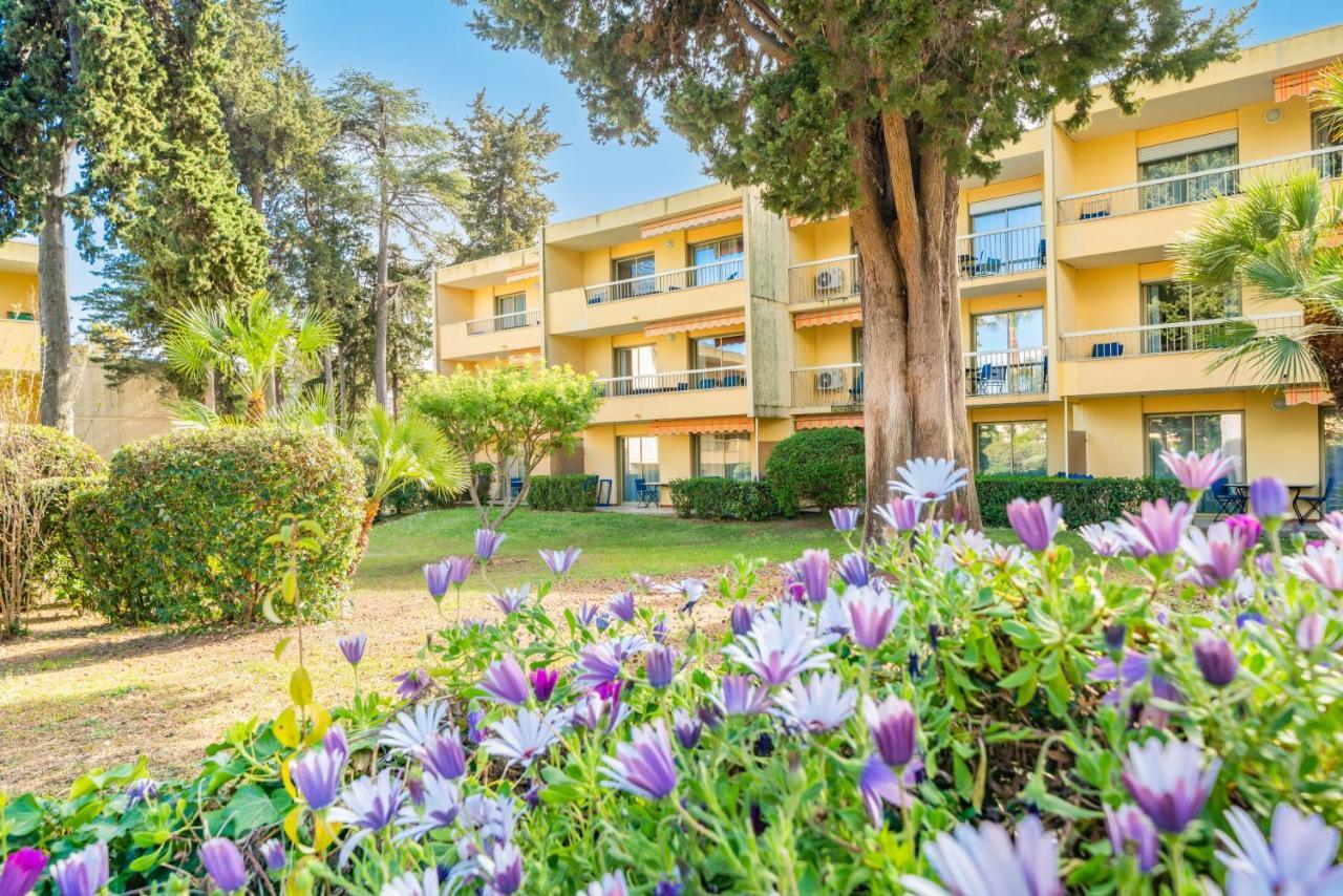 Spacious Apartment At A 5 Min Walk From The Beach 앙티브 외부 사진