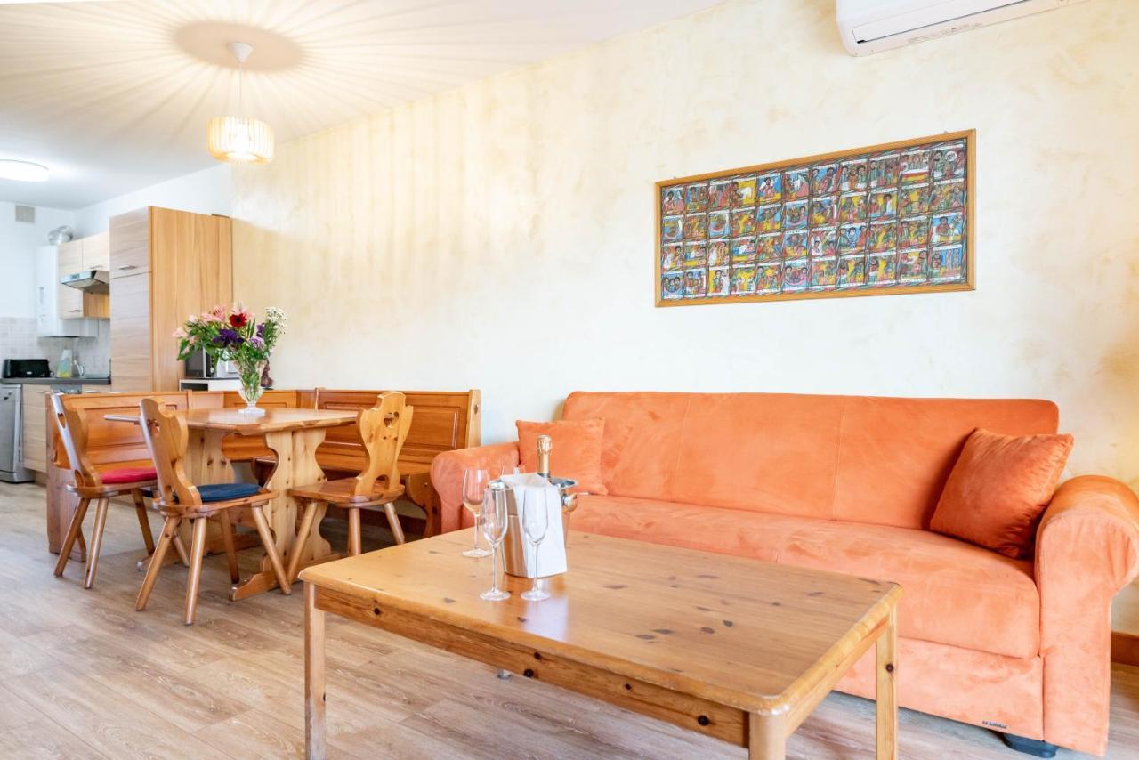 Spacious Apartment At A 5 Min Walk From The Beach 앙티브 외부 사진