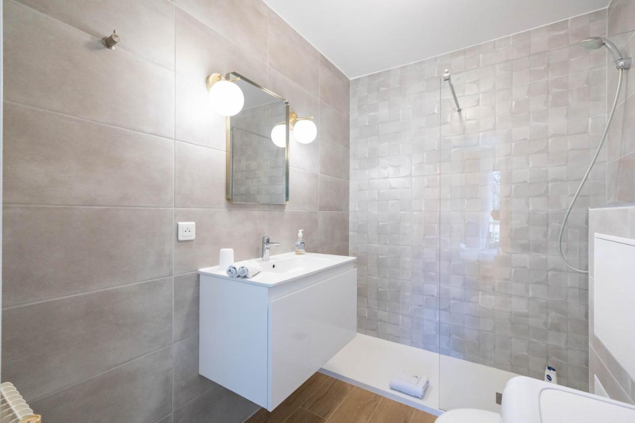 Spacious Apartment At A 5 Min Walk From The Beach 앙티브 외부 사진