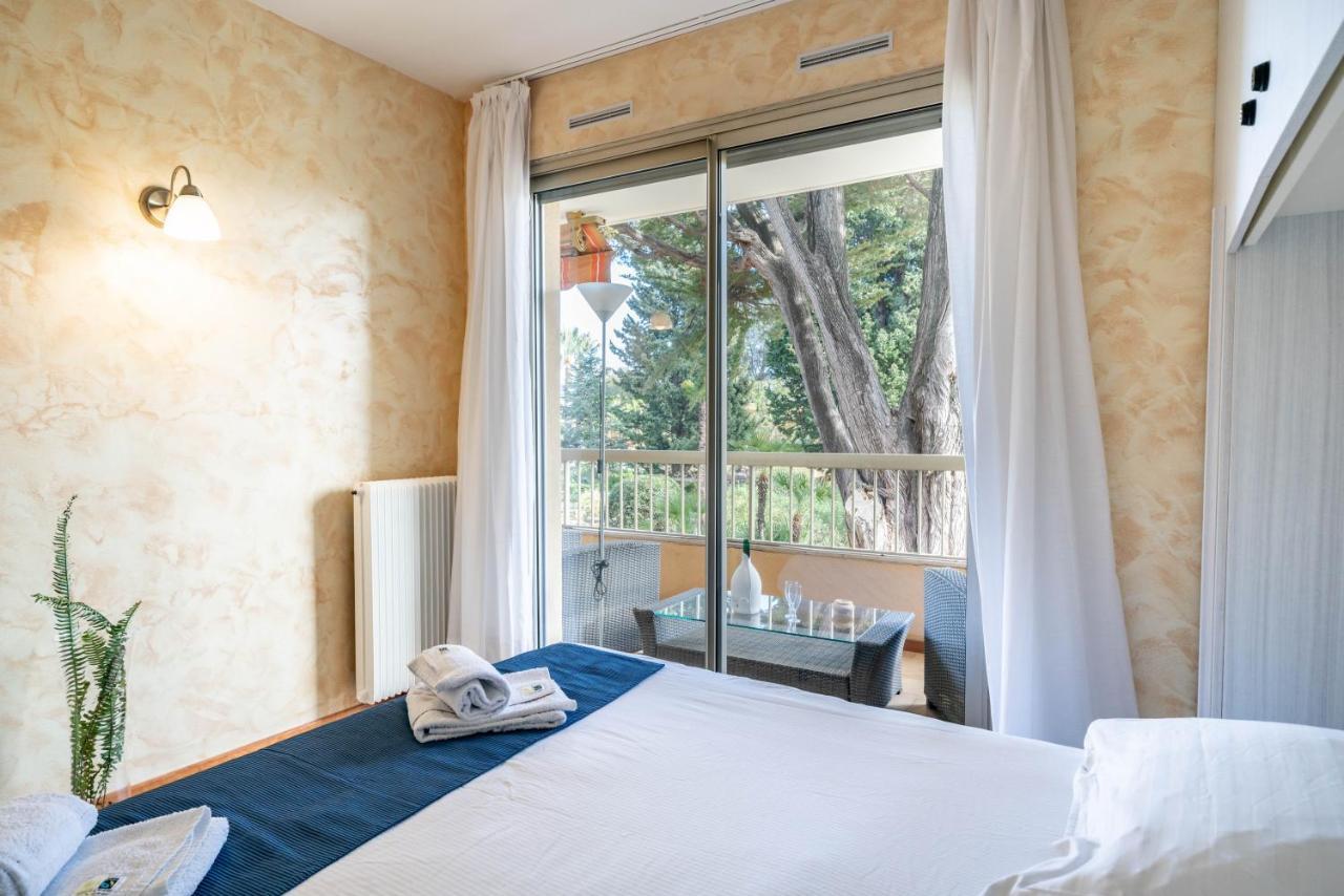 Spacious Apartment At A 5 Min Walk From The Beach 앙티브 외부 사진
