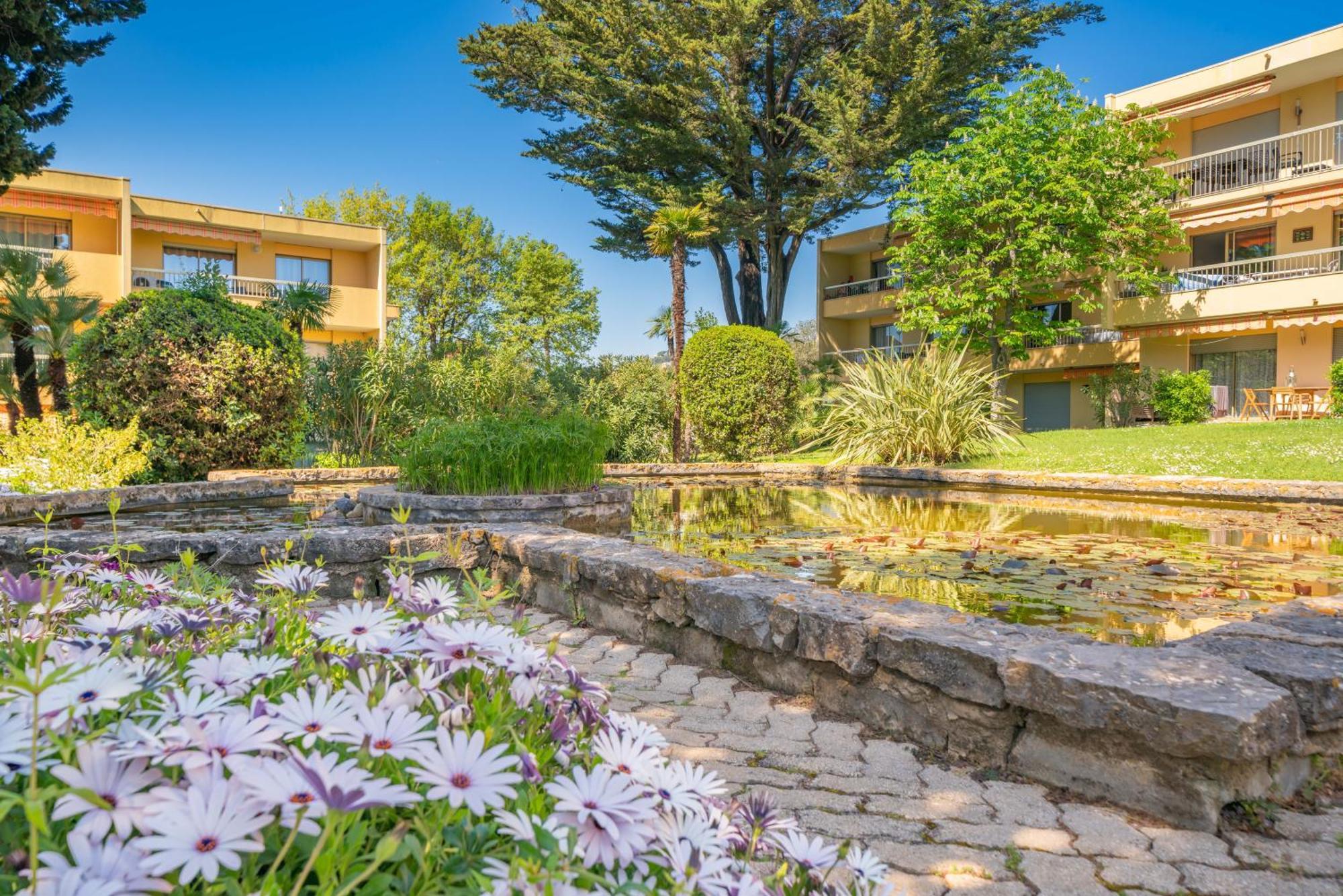 Spacious Apartment At A 5 Min Walk From The Beach 앙티브 외부 사진